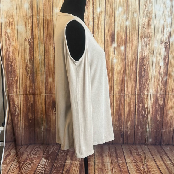 Calvin Klein Women’s Scoop Neck Long Sleeve Cold Shoulder Tan Blouse Size Large - Picture 3 of 13